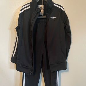 Adidas black and white matching set